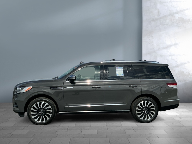 2022 Lincoln Navigator
