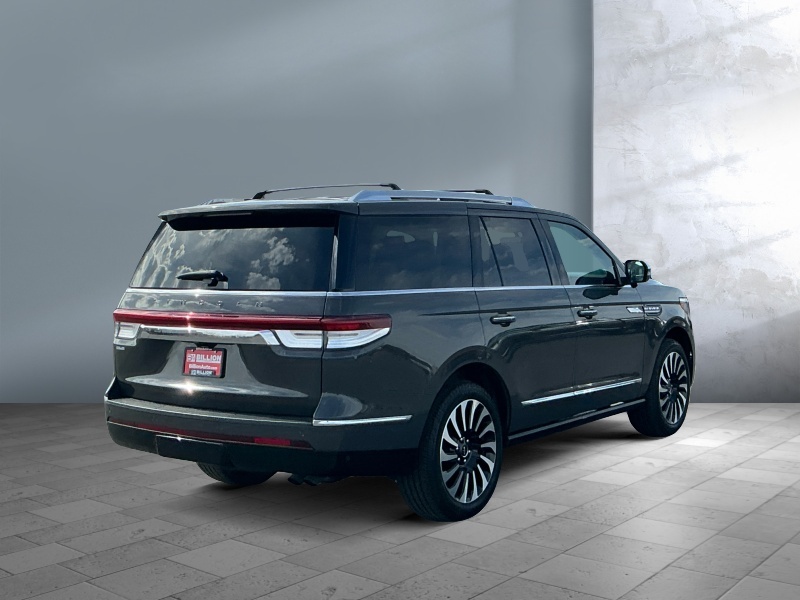 2022 Lincoln Navigator