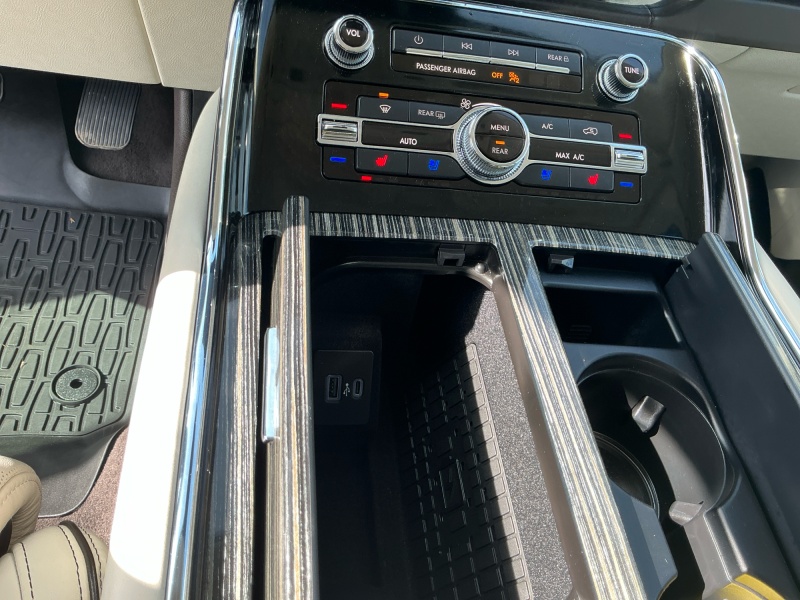 2022 Lincoln Navigator