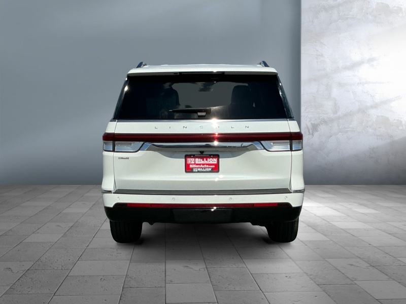 2023 Lincoln Navigator L