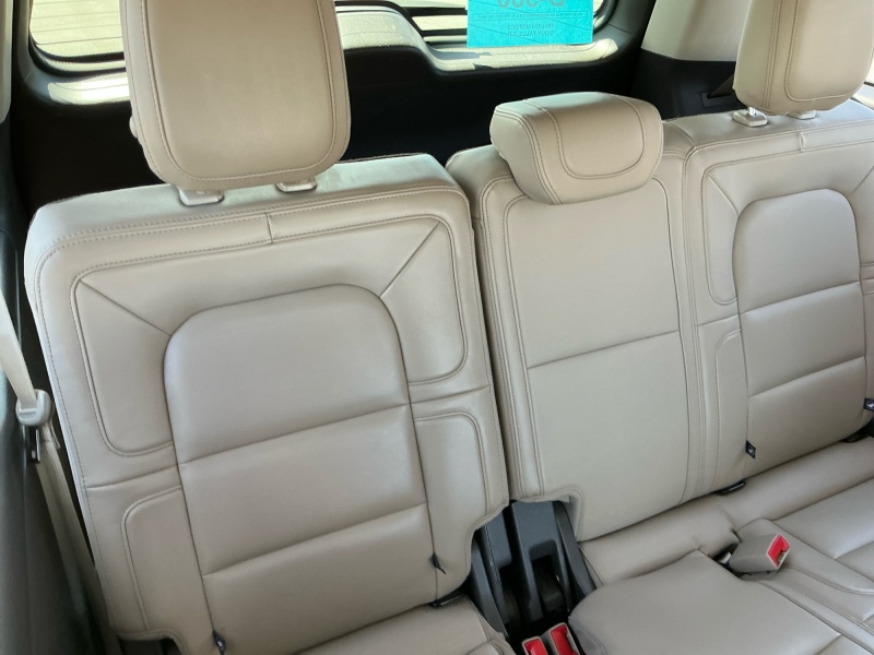 2023 Lincoln Navigator L