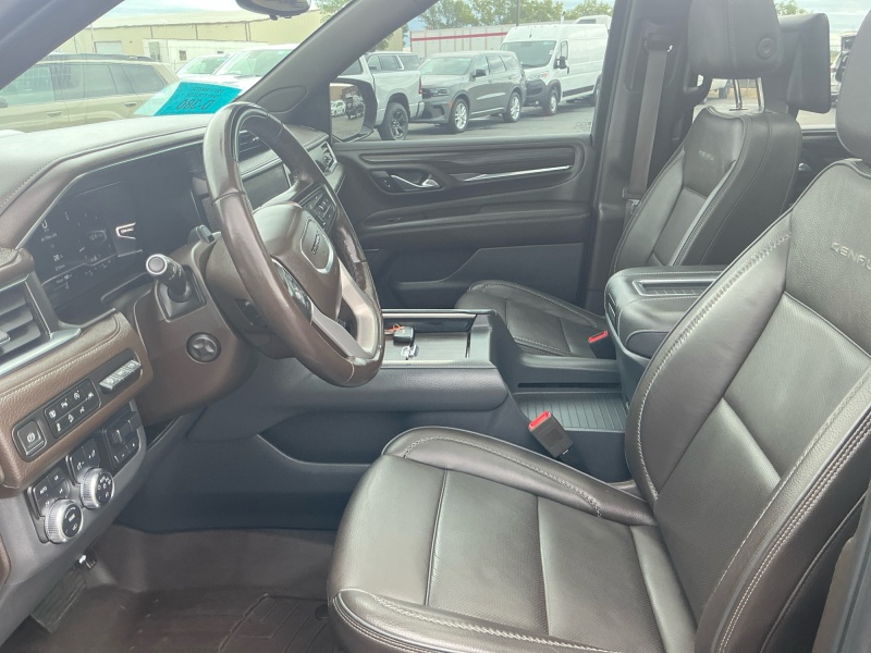 2023 GMC Yukon XL