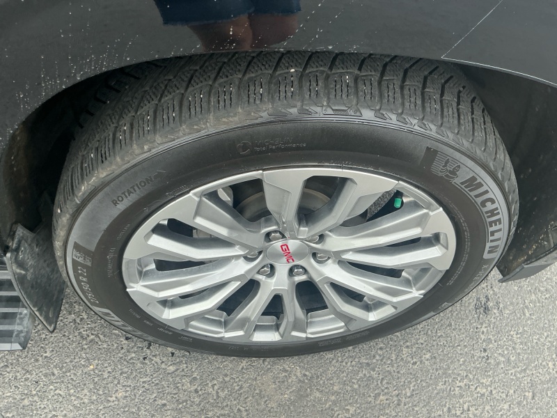 2023 GMC Yukon XL