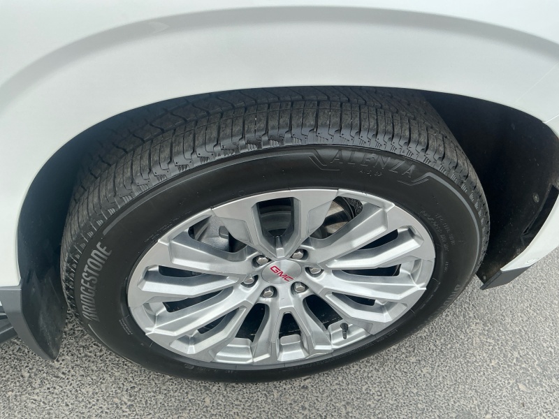 2024 GMC Yukon