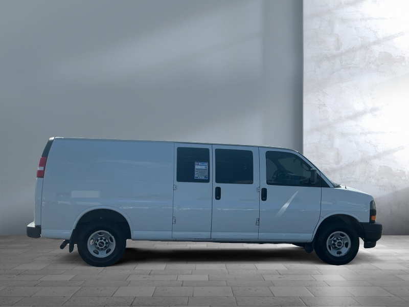 2020 GMC Savana Cargo Van