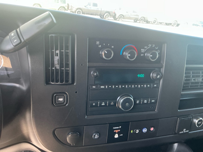2020 GMC Savana Cargo Van