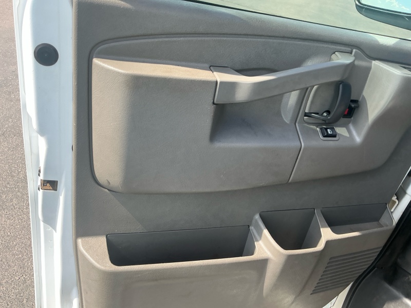 2020 GMC Savana Cargo Van