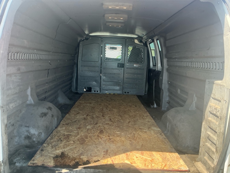 2020 GMC Savana Cargo Van