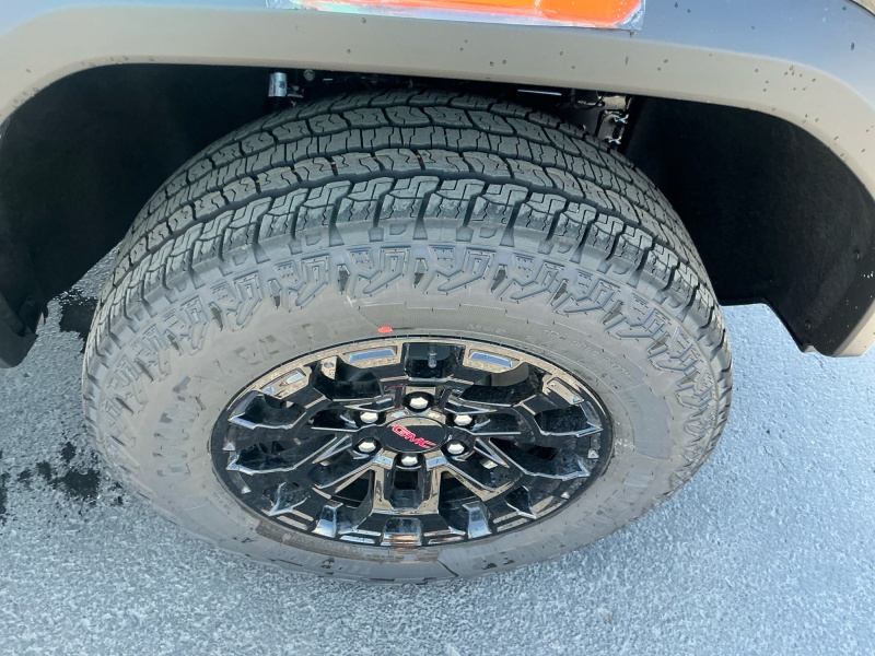 2026 GMC Canyon