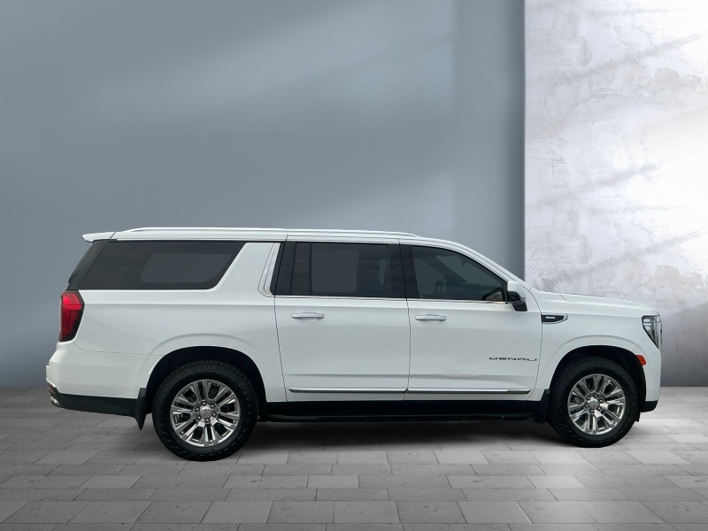 2022 GMC Yukon XL