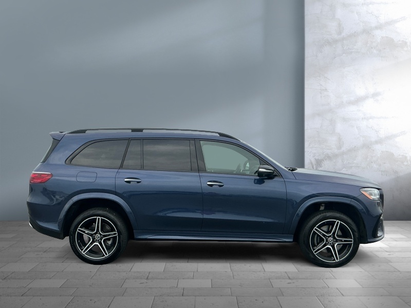 2025 Mercedes-Benz GLS