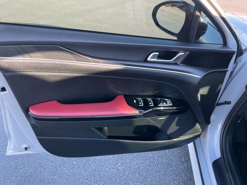 2025 Kia K5