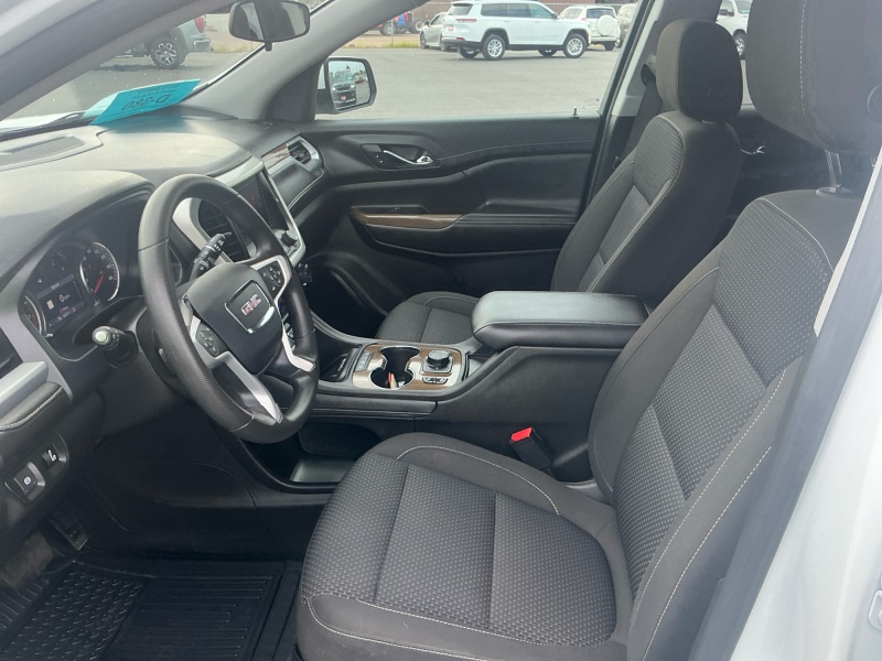 2023 GMC Acadia