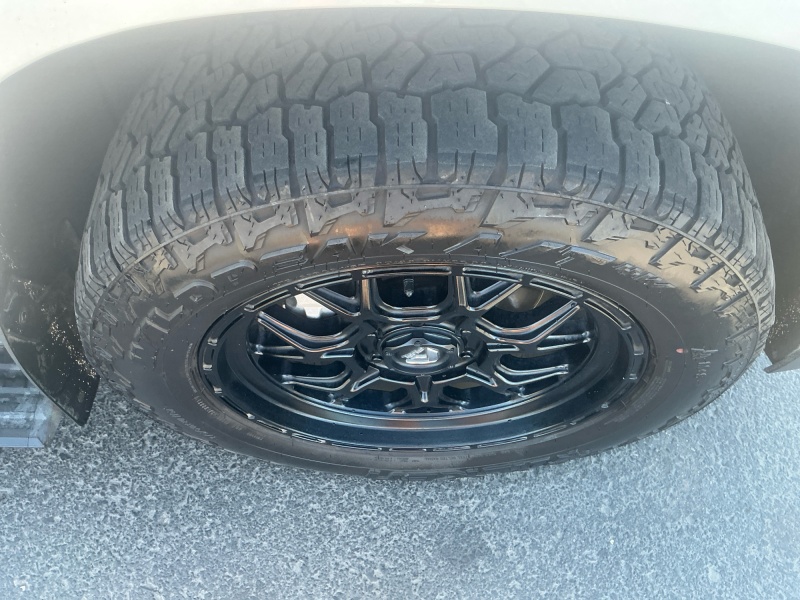2023 GMC Yukon