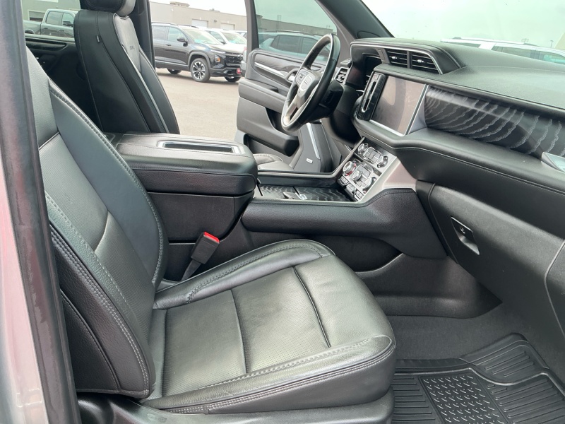 2023 GMC Yukon XL