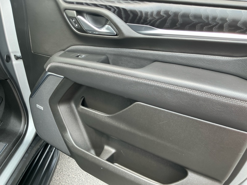 2023 GMC Yukon XL