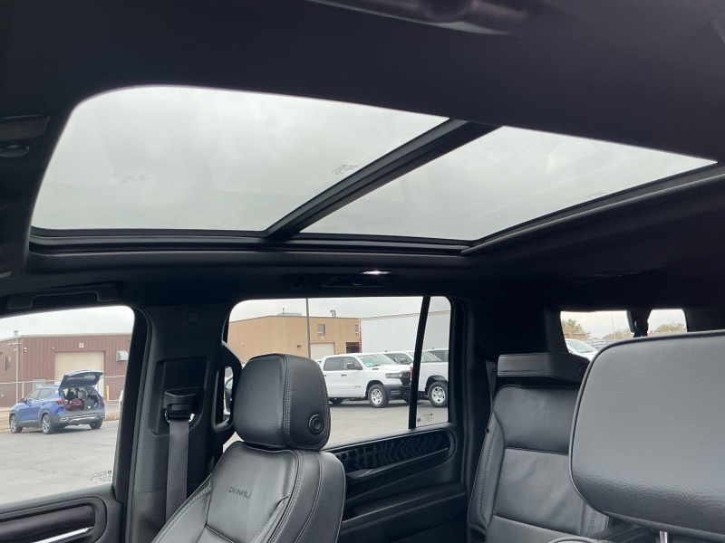 2023 GMC Yukon XL