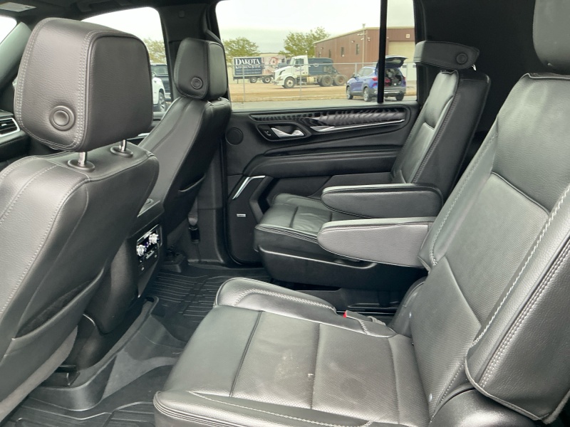2023 GMC Yukon XL