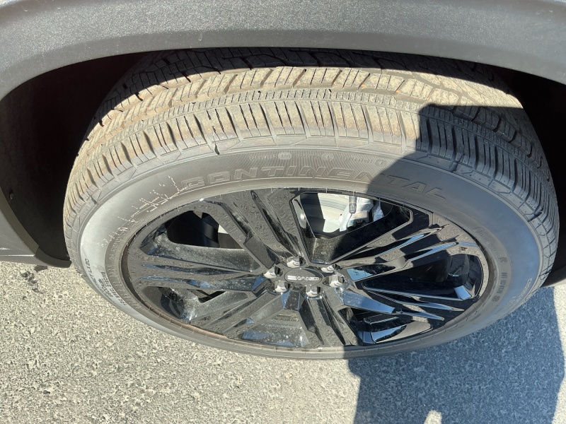 2027 GMC Acadia