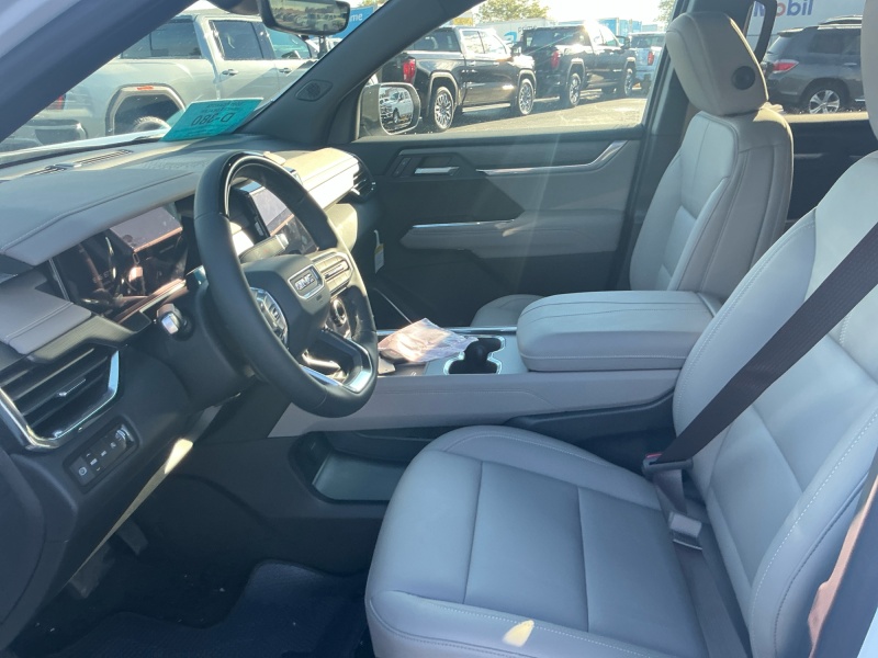 2027 GMC Acadia
