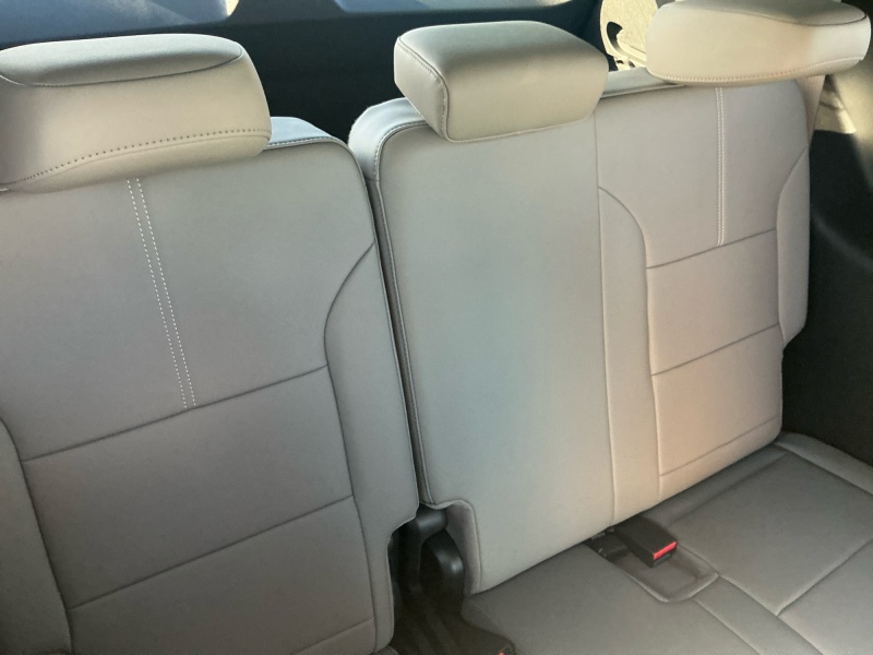 2027 GMC Acadia