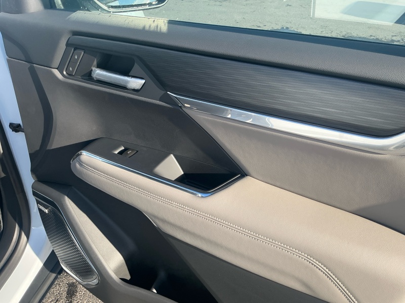 2027 GMC Acadia