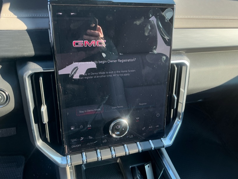 2027 GMC Acadia