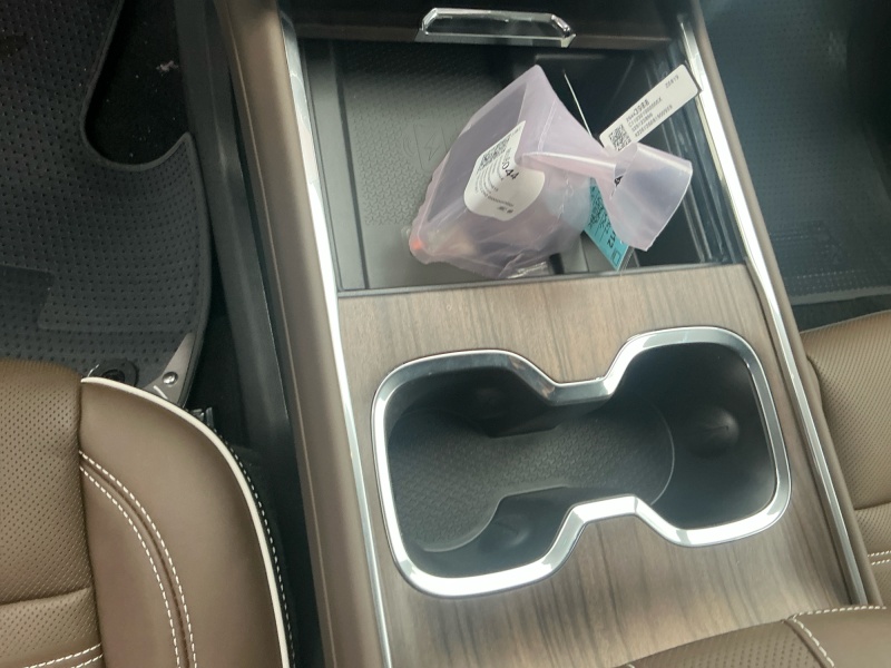 2027 GMC Acadia