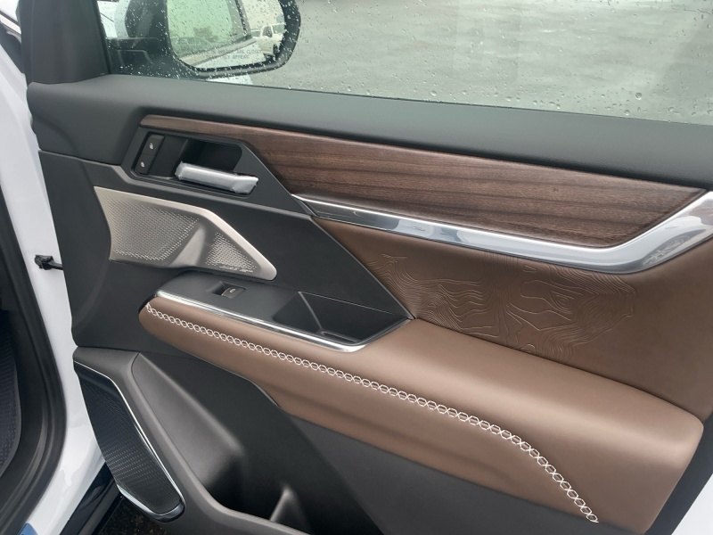 2027 GMC Acadia