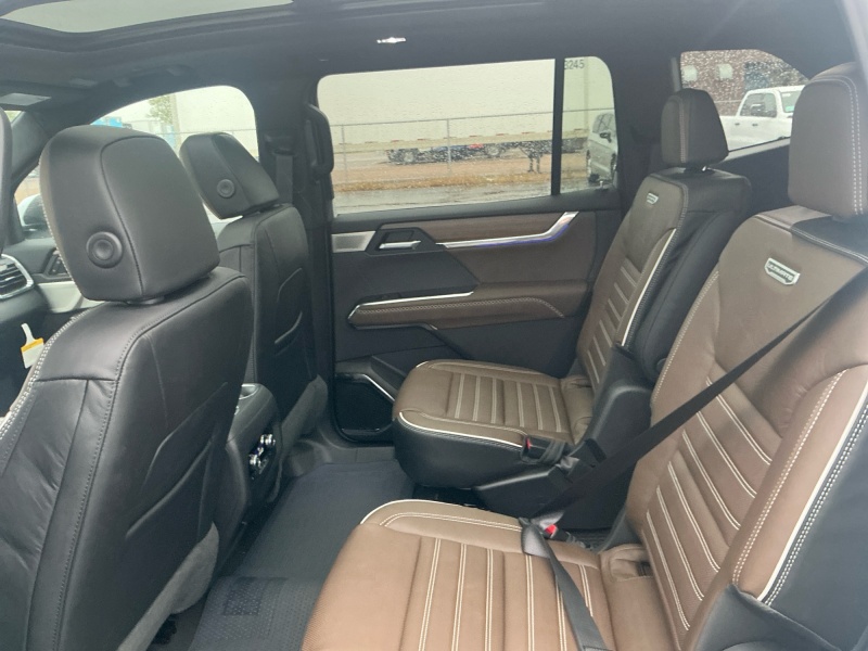 2027 GMC Acadia