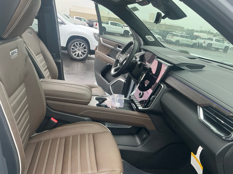 2027 GMC Acadia