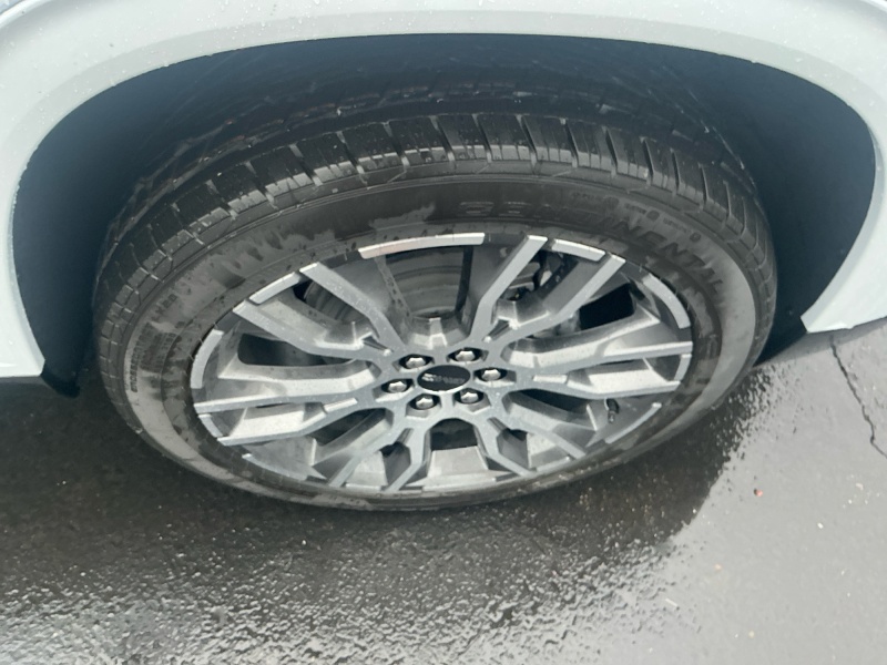 2027 GMC Acadia