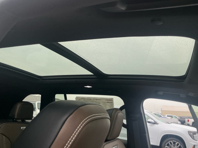 2027 GMC Acadia