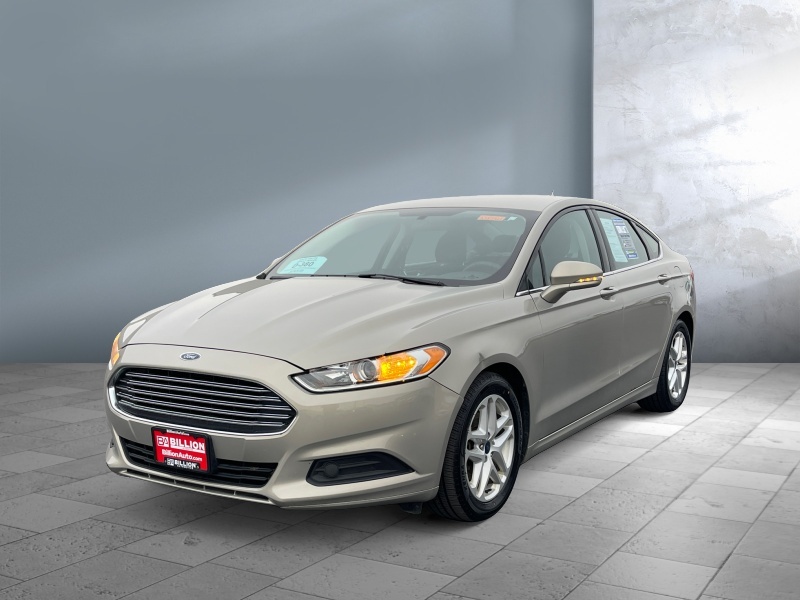 Used 2015 Ford Fusion SE Car