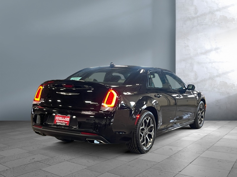 2018 Chrysler 300