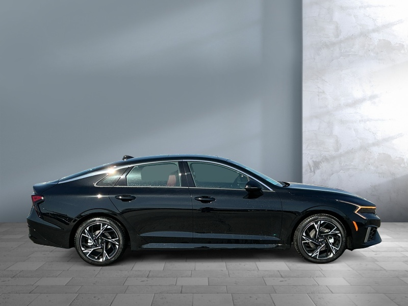 2025 Kia K5