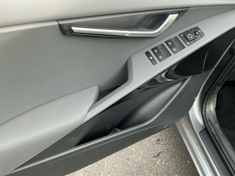 2025 Kia Niro