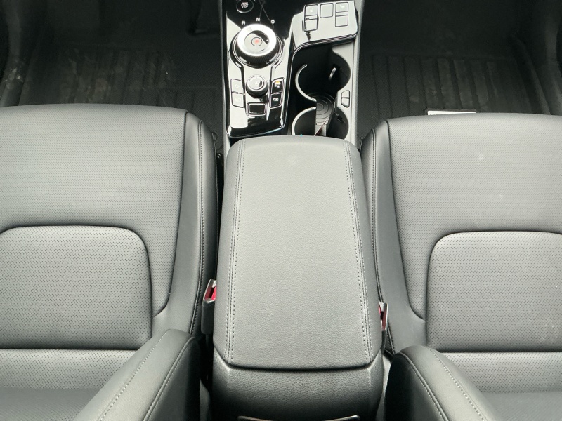 2025 Kia Sportage Hybrid