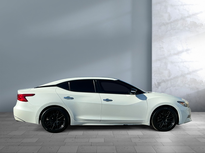 2017 Nissan Maxima
