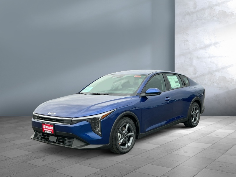 New 2025 Kia K4 LXS Car