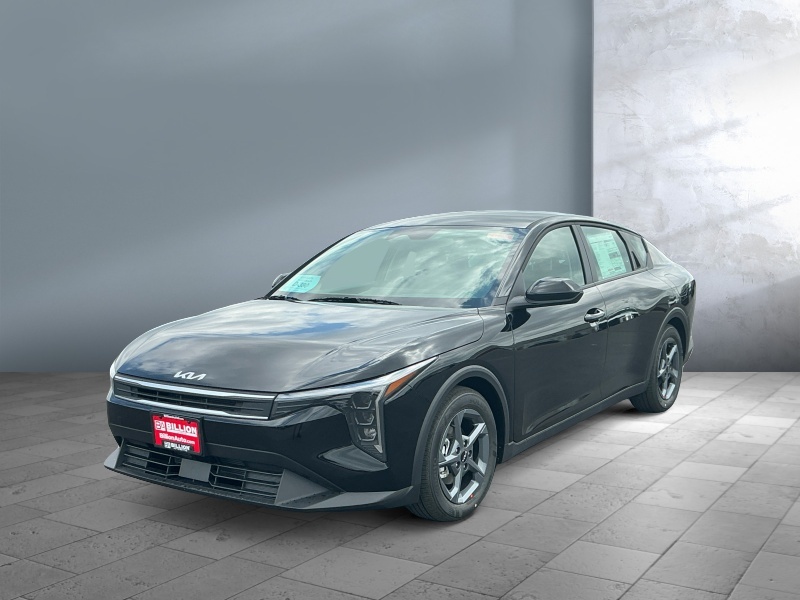 New 2025 Kia K4 LX Car