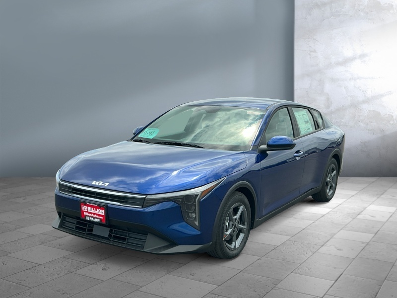 New 2025 Kia K4 LX Car