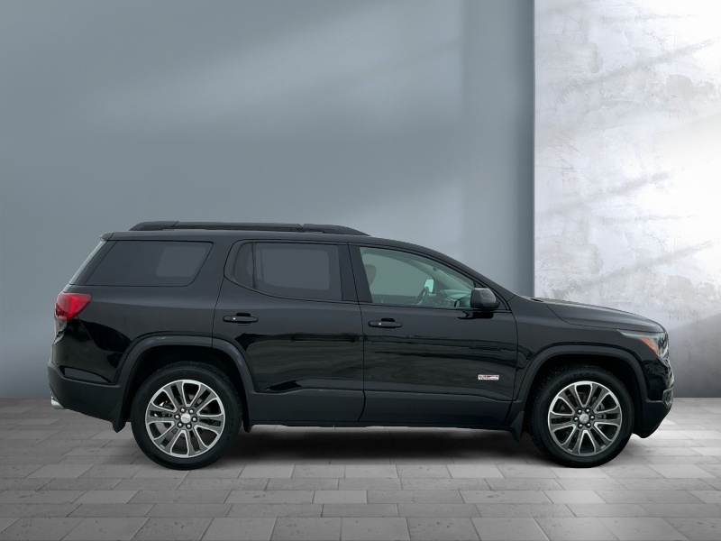 2017 GMC Acadia