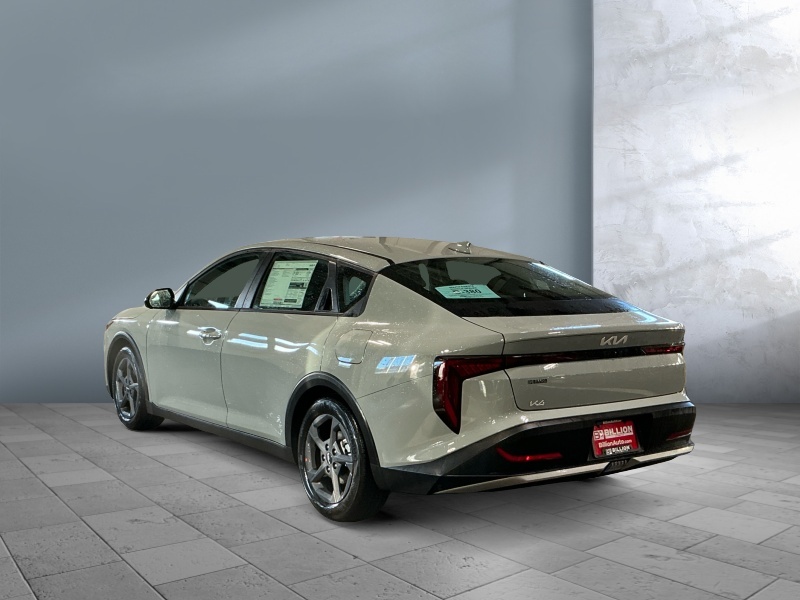 2025 Kia K4