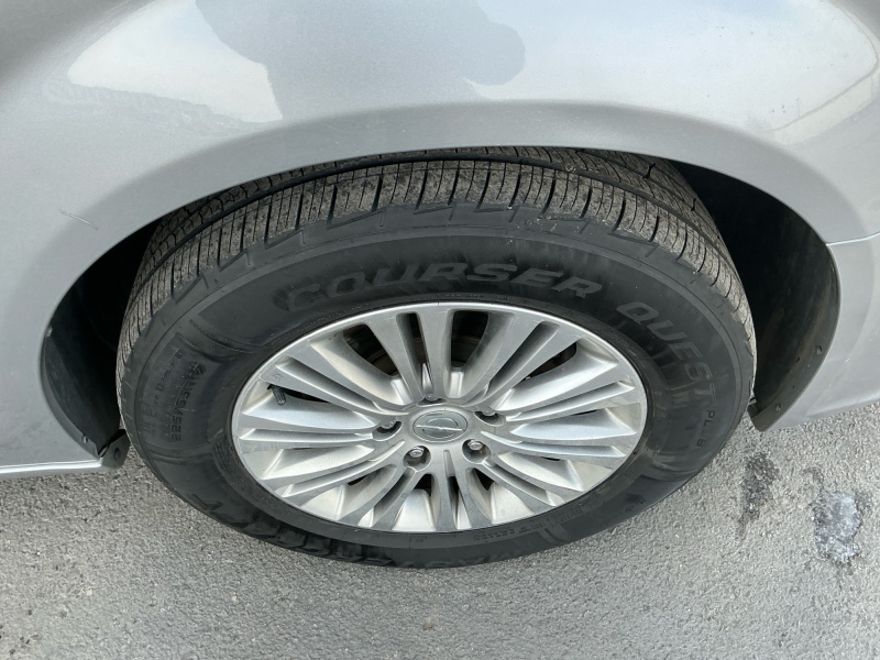 2013 Chrysler Town and Country