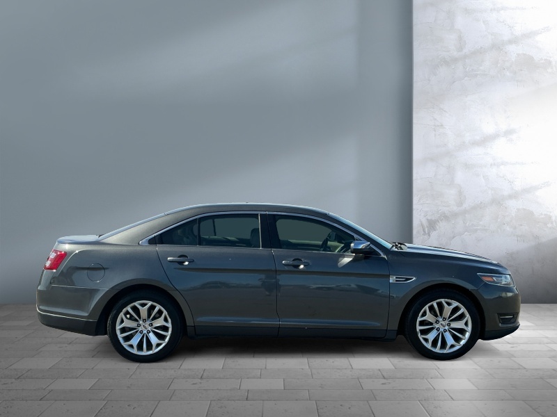 2016 Ford Taurus