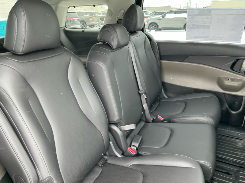 2026 Kia Carnival Hybrid