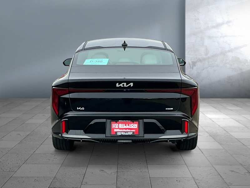 2026 Kia K4