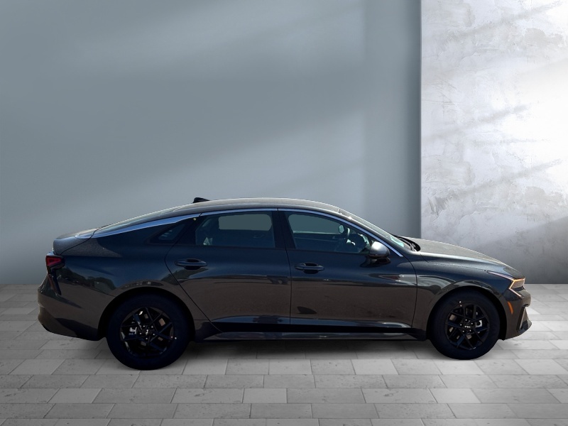 2026 Kia K5