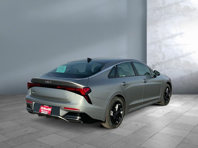 2026 Kia K5
